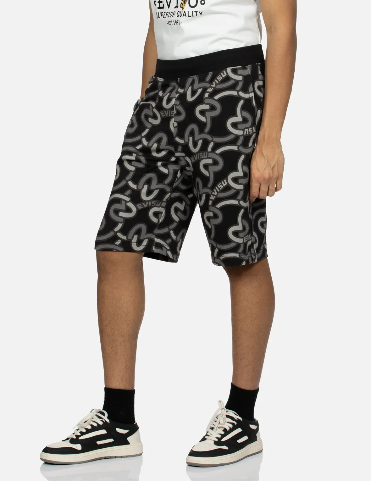 Allover Overlapping Seagull Print Regular Fit Sweat Shorts