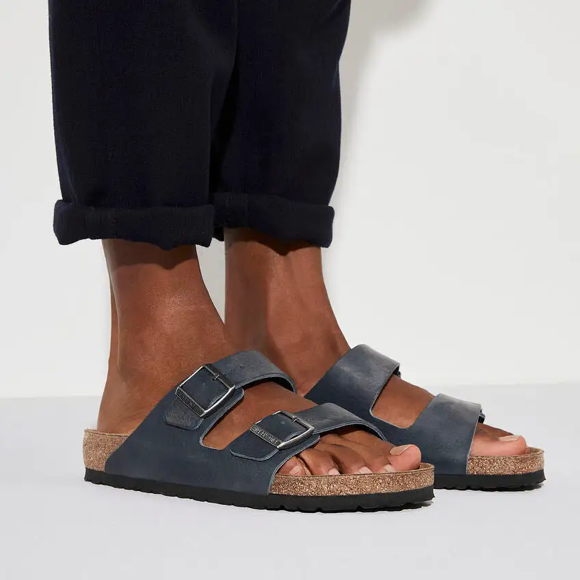 Birkenstock Arizona Vintage Leather Wood Midnight Sandals