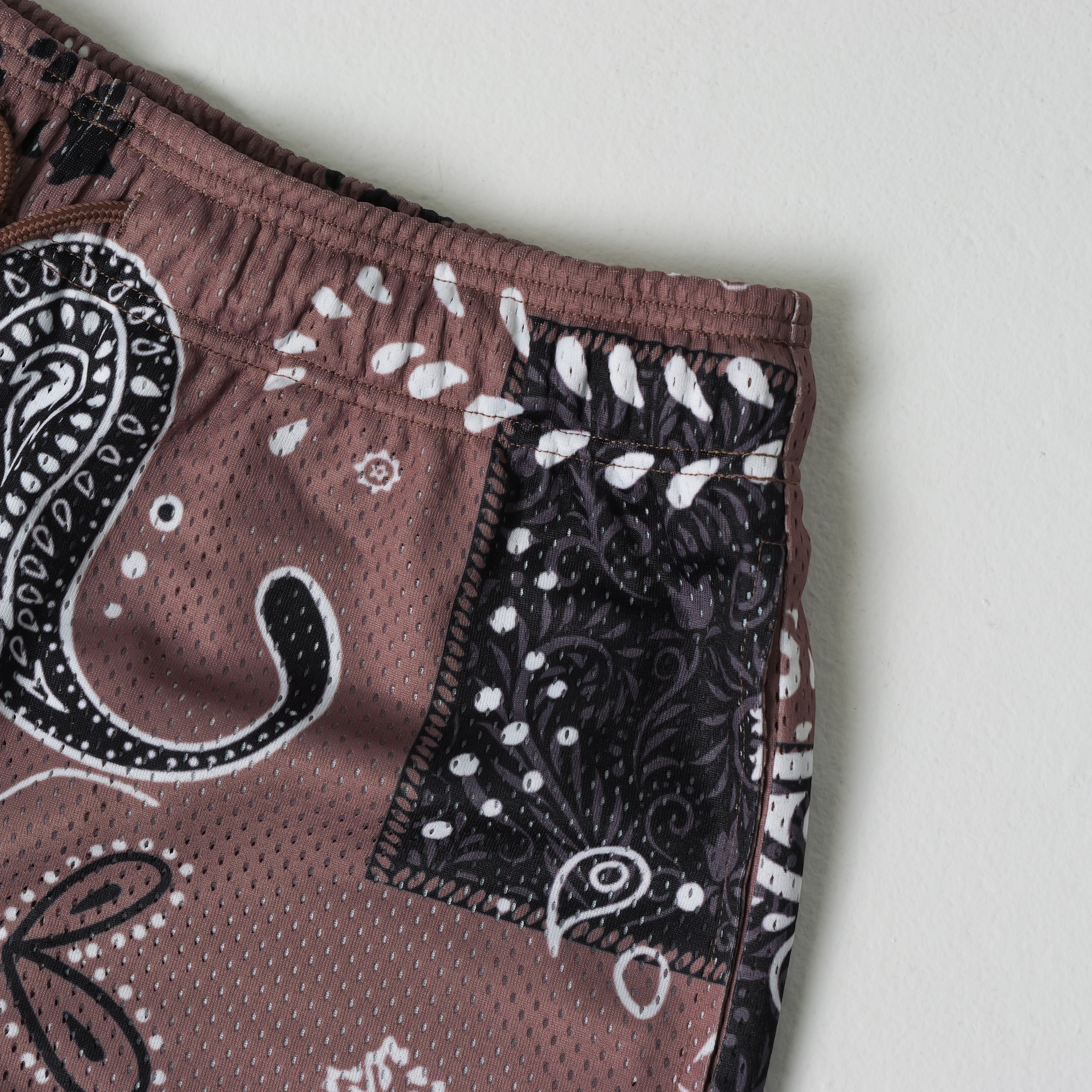 LOST IN PARADISE BROWN PAISLEY SHORTS