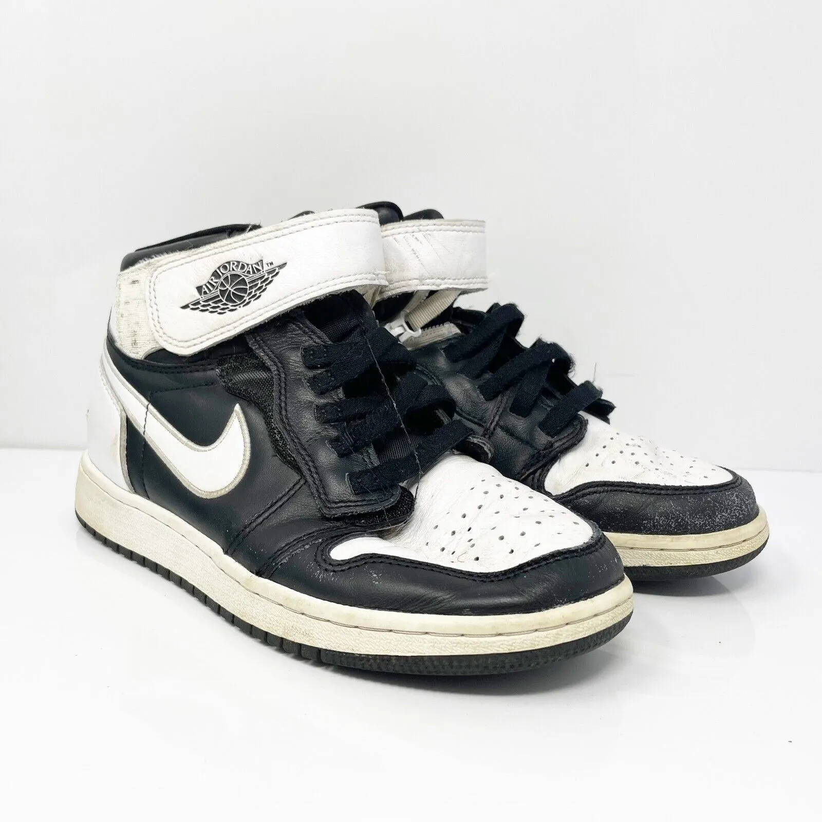 Nike Boys Air Jordan 1 Hi FlyEase DC7986-011 White Basketball Shoes Sneaker 4.5Y