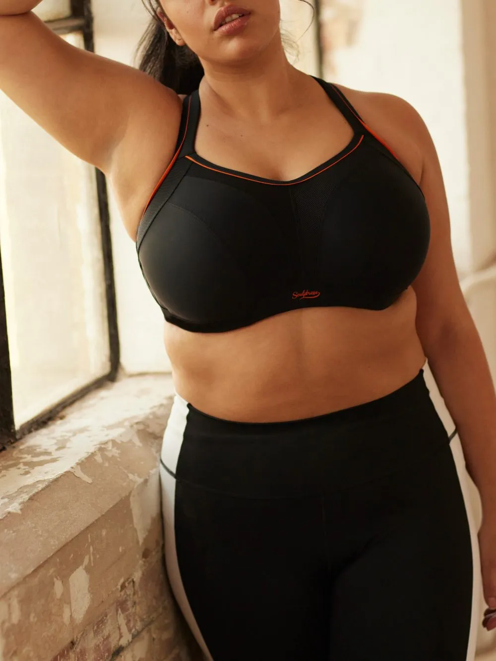 Sculptresse Wired Sport Bra | BLACK