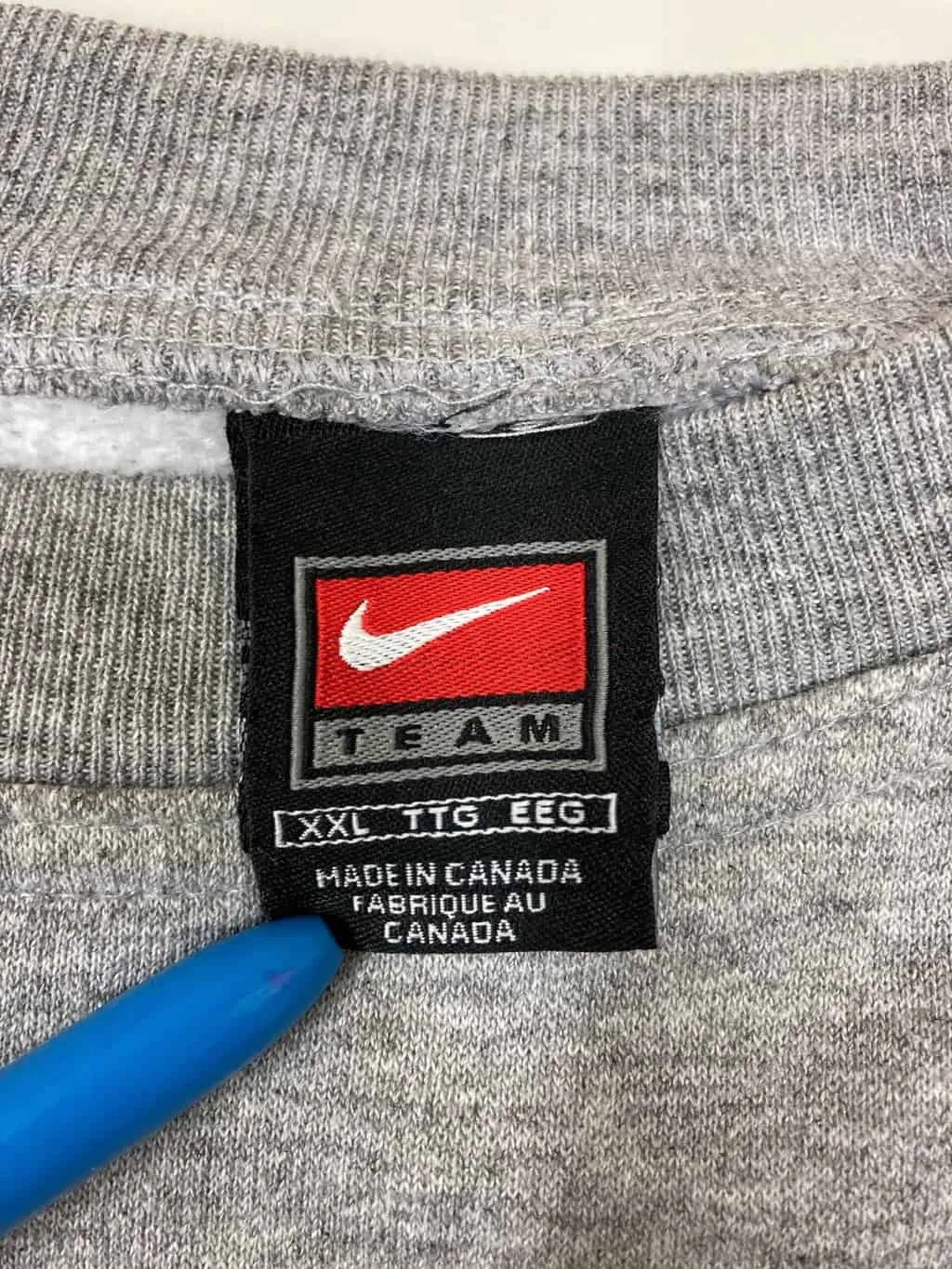 Vintage Nike Sweatshirt 90s Ice Hockey Trails West embroidered spellout. Made in Canada – XXL